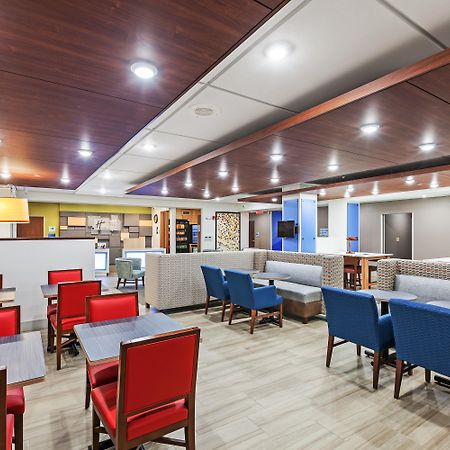 Holiday Inn Express Hotel & Suites Dallas Lewisville By Ihg Exterior photo