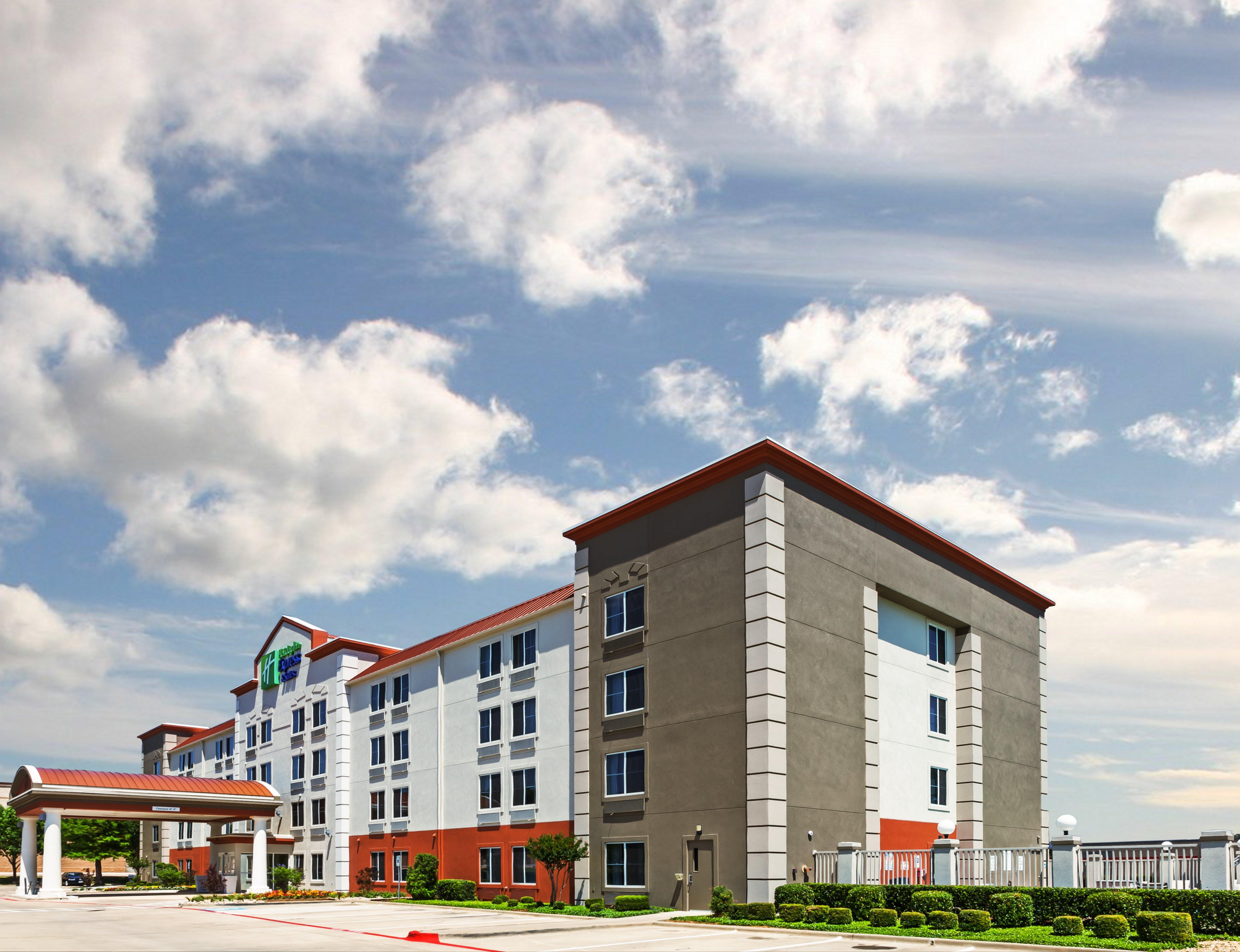 Holiday Inn Express Hotel & Suites Dallas Lewisville By Ihg Exterior photo