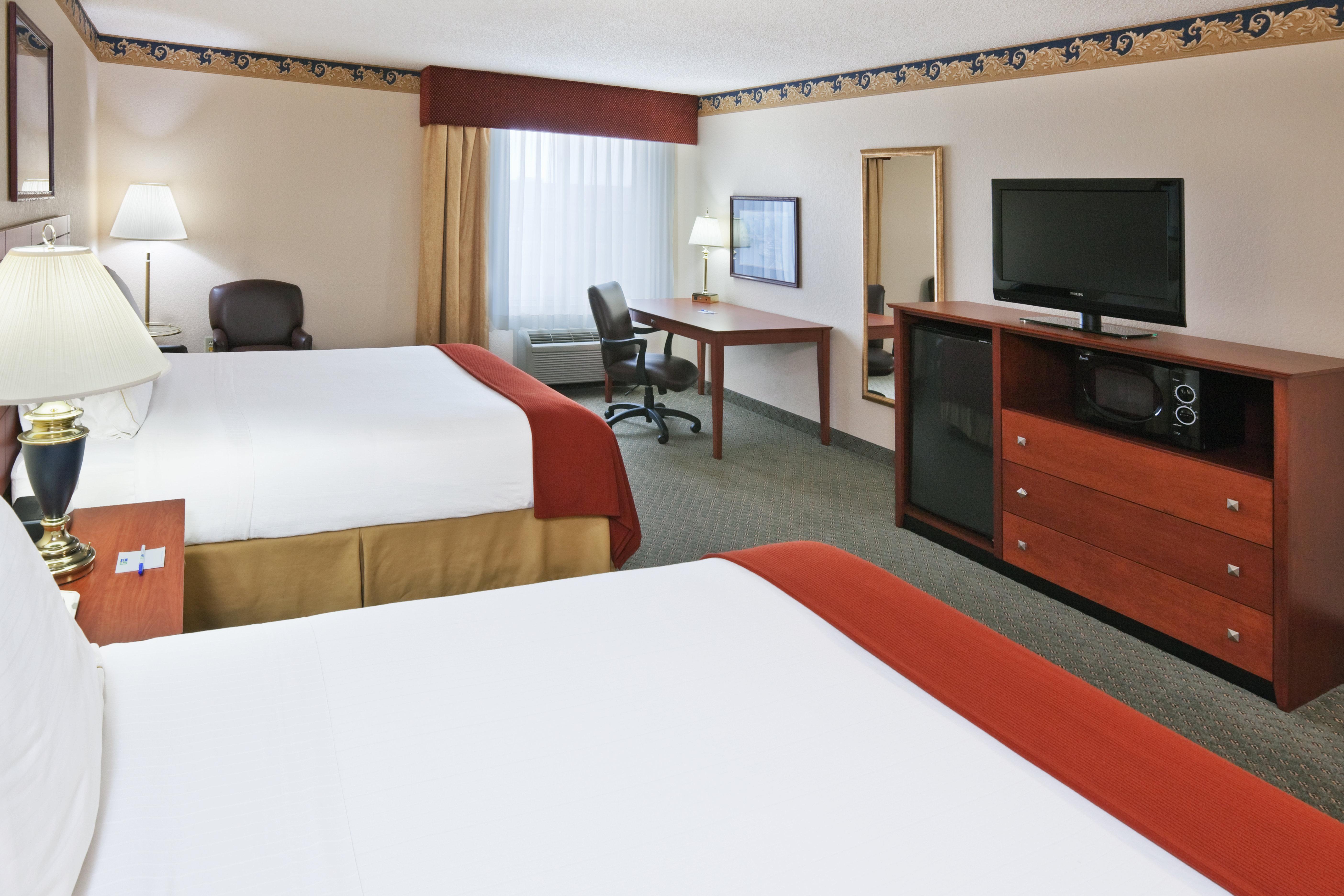 Holiday Inn Express Hotel & Suites Dallas Lewisville By Ihg Exterior photo